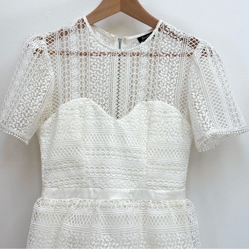 Bardot Crochet Lace Ava Tiered Mini Dress Bridal Bachelorette Ivory Small US 6 - Picture 5 of 14